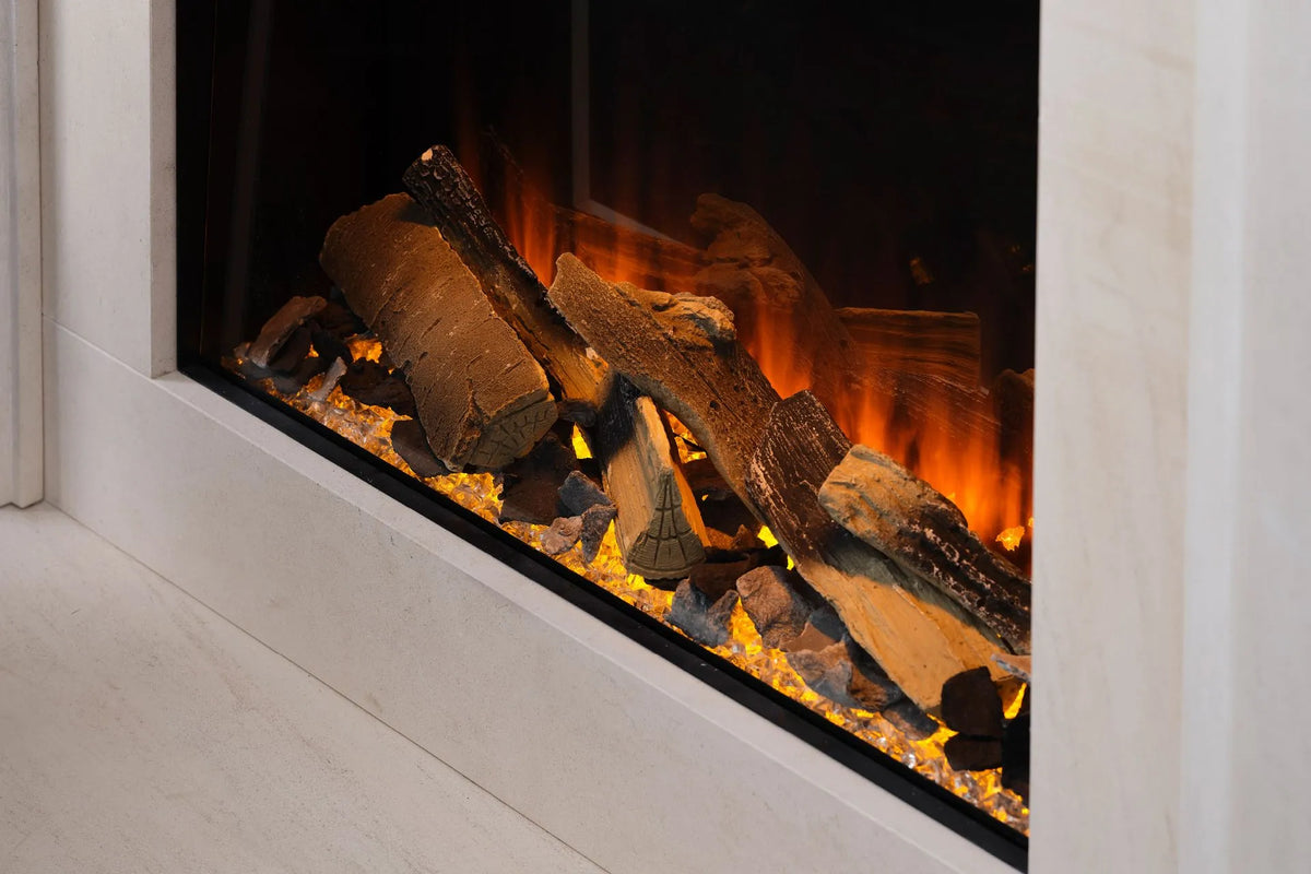 Focar electric British Fires New Forest 650 Signature detaliu busteni ceramici pe cristale