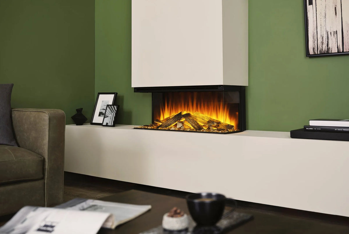Focar electric British Fires New Forest 870 Black Edition montaj pe 3 laturi, living cu perete verde